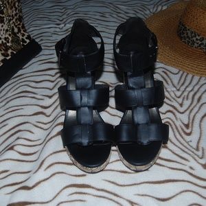 Black Wedges